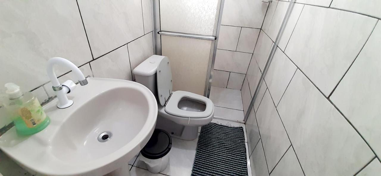 Kitnet S1 Em Torres-Rs - Na Mais Bela Praia Gaucha - Cozinha - Banheiro - Ar Condicionado - Tv E Wi-Fi - Estacionamento - Anfitria Superhost No Bnb Dış mekan fotoğraf