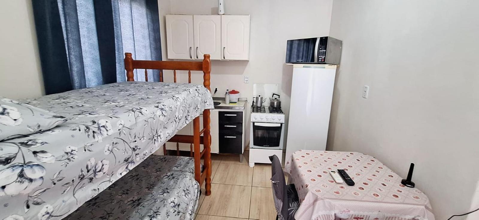 Kitnet S1 Em Torres-Rs - Na Mais Bela Praia Gaucha - Cozinha - Banheiro - Ar Condicionado - Tv E Wi-Fi - Estacionamento - Anfitria Superhost No Bnb Dış mekan fotoğraf