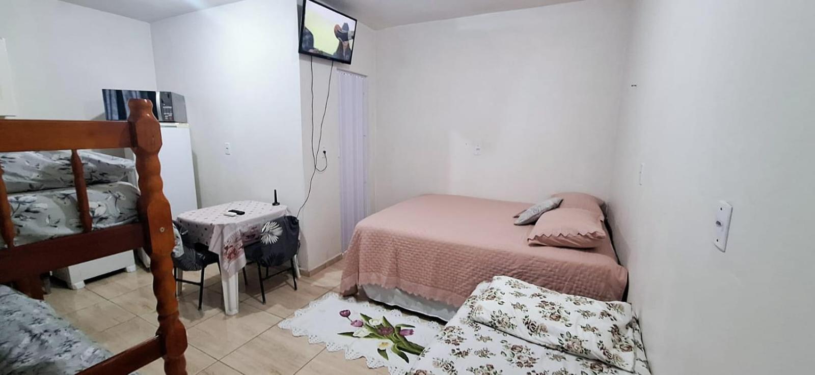 Kitnet S1 Em Torres-Rs - Na Mais Bela Praia Gaucha - Cozinha - Banheiro - Ar Condicionado - Tv E Wi-Fi - Estacionamento - Anfitria Superhost No Bnb Dış mekan fotoğraf